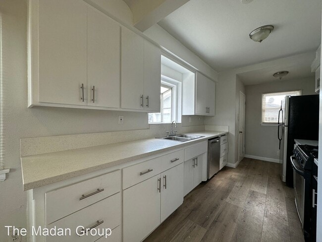 Building Photo - 2 br, 2 bath House - 9030 Flower St