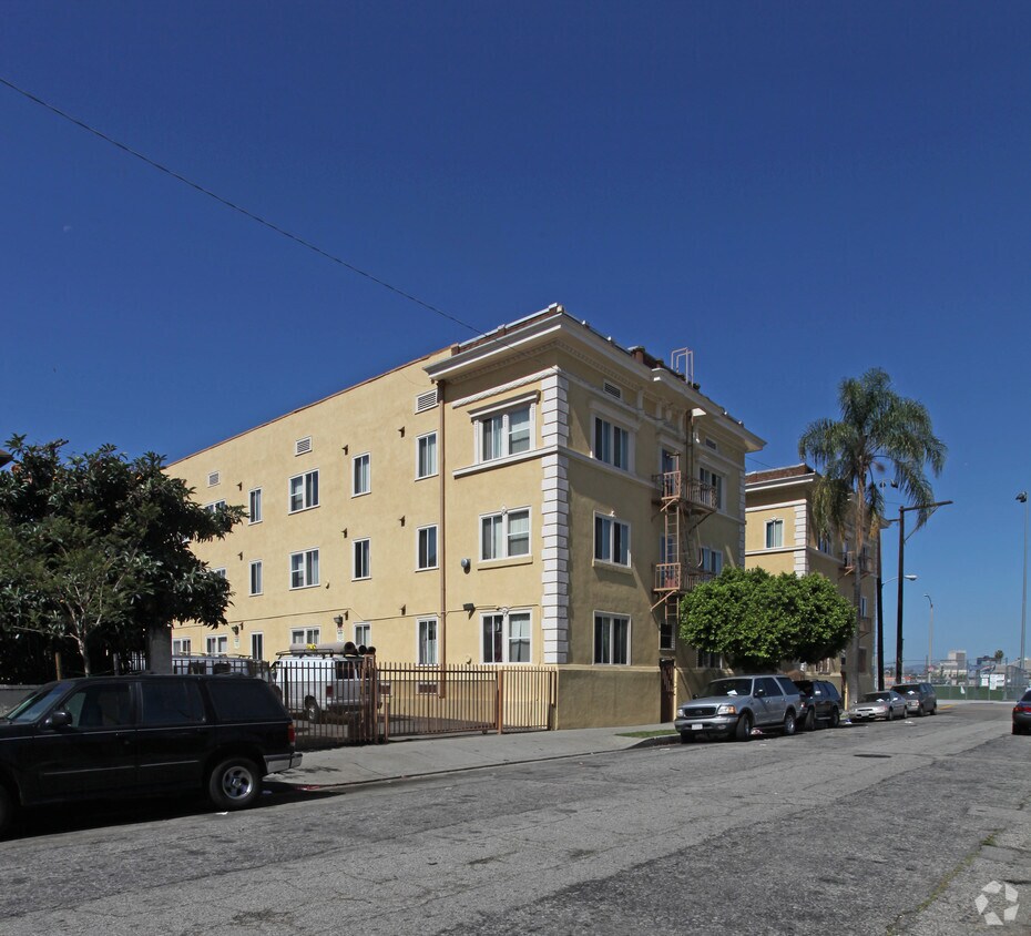 : 1348 Ingraham ¡St - 1348 Ingraham St
