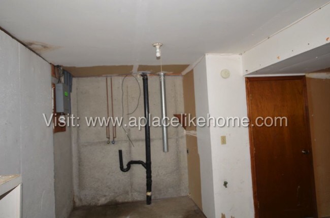 Foto del edificio - 408 NE Timbercreek Dr