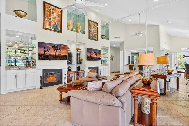 Foto del edificio - 55090 Shoal Creek