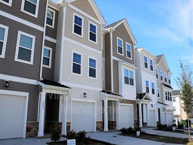 Building Photo - 1079 Shoreside Dr
