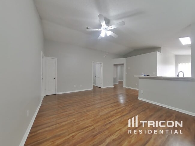 Foto del edificio - 3142 Boynton Dr