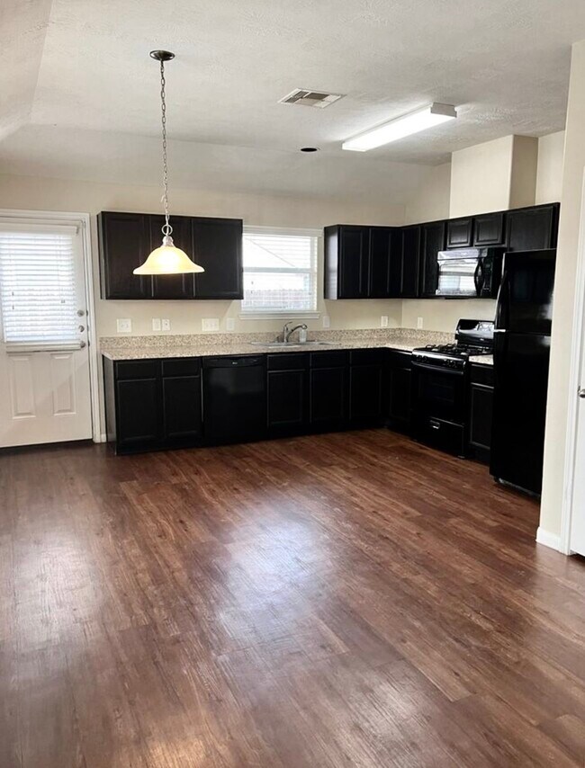 Foto del edificio - 3415 Maris Way