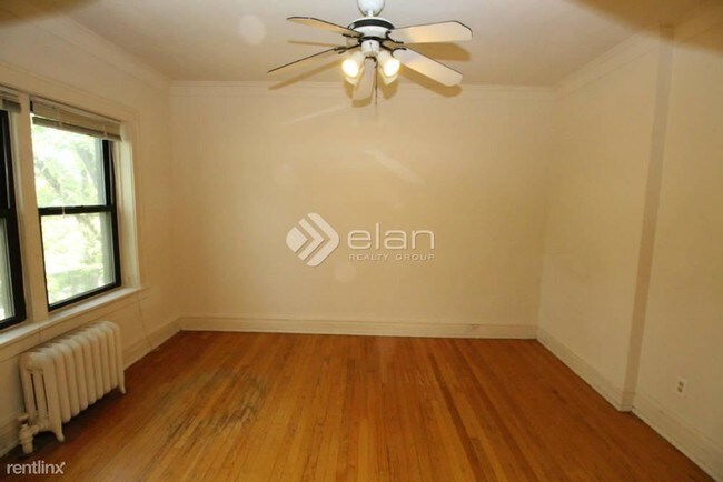 Foto del edificio - 2035 W Wellington Ave