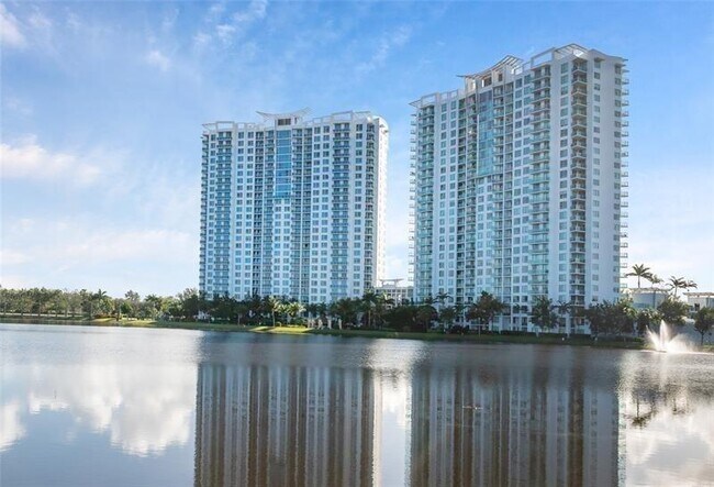 Foto del edificio - 2641 N Flamingo Rd