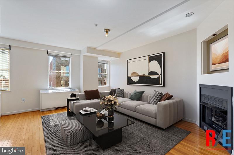 Foto principal - 815 King St
