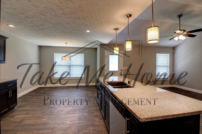 Foto del edificio - 5689 Pearson Pkwy