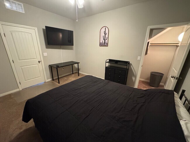 Foto del edificio - 5686 Alta Peak Ct