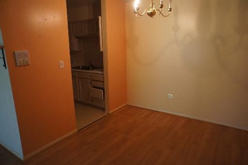 Building Photo - 6190 Pinewood Ct