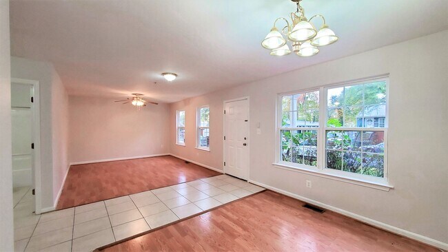 Foto del edificio - Lovely Traditional 5BR/3BA home in excelle...