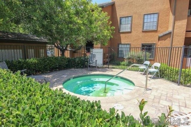 Building Photo - 10631 Dabney Dr