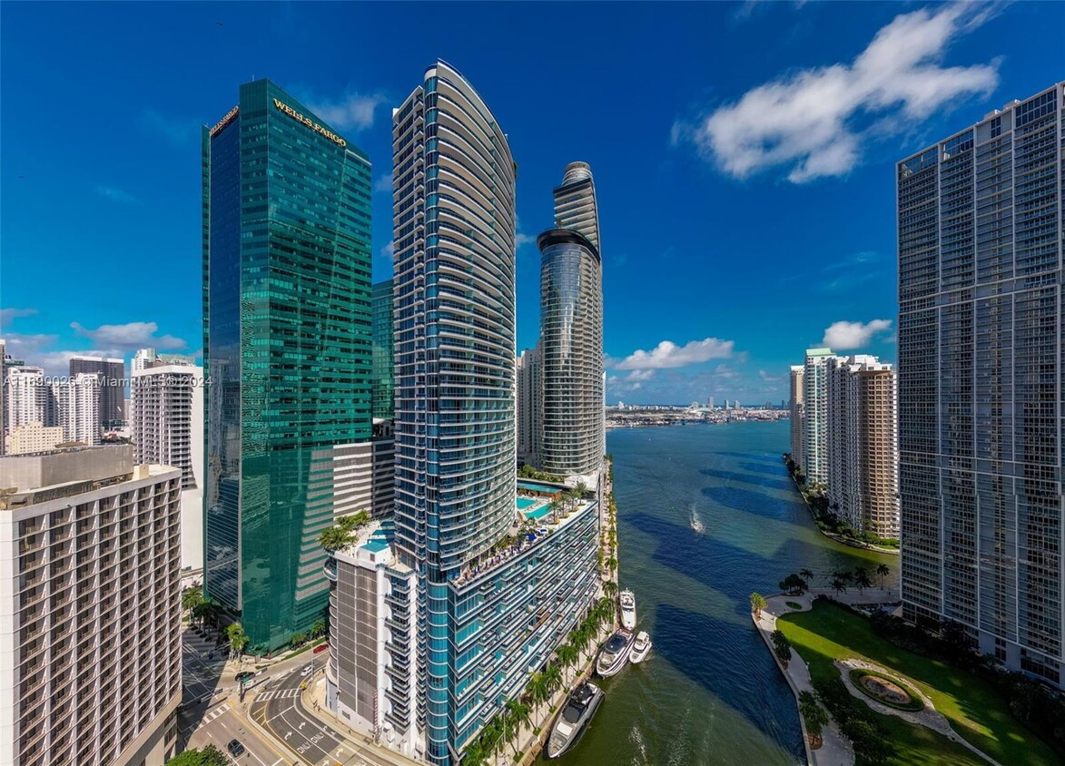 Foto principal - 200 Biscayne Blvd Way