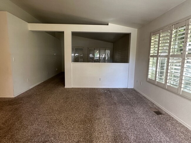 Foto del edificio - Adorable single story, 3 bedroom, 2 bath h...