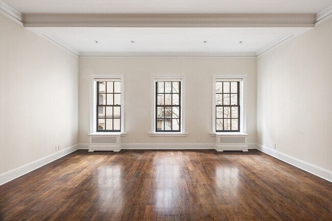 Foto del edificio - 127 E 69th St