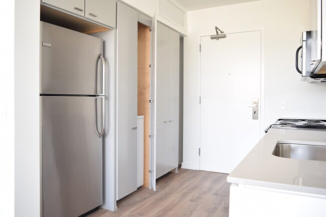 Interior Photo - Interstate Flats