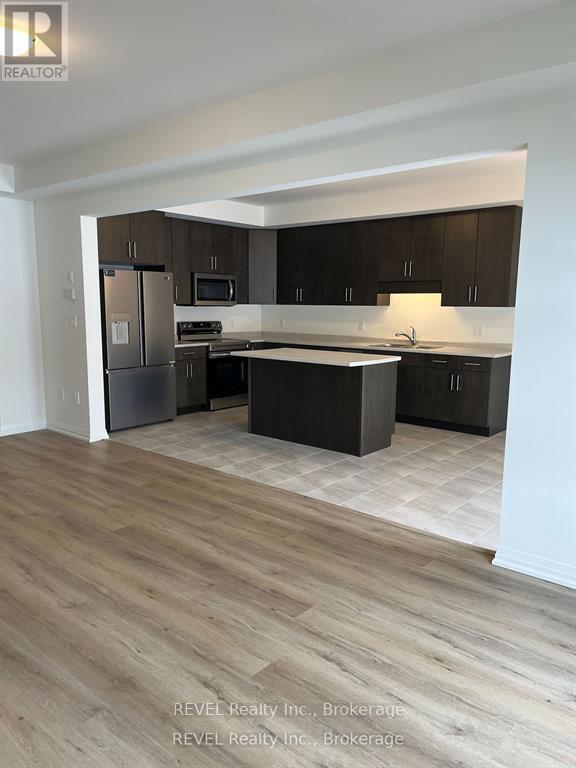 Building Photo - 84 Acacia Rd