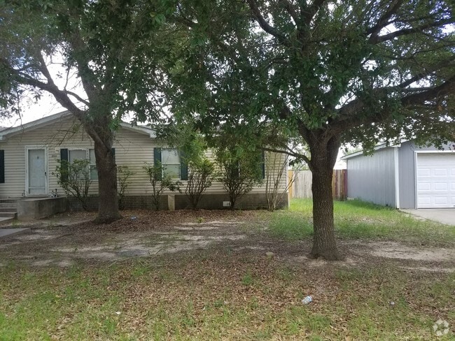HUGE FRONT AND BACK YARD WITH TALL TREES!! - 20323 Mountaindale Dr