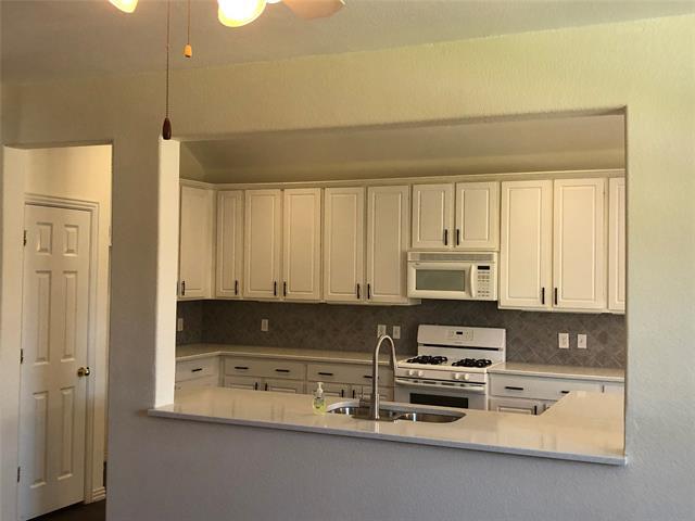 Foto del edificio - 1709 Oak Brook Ln
