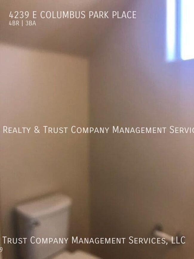 Foto del edificio - 4239 E Columbus Park Pl