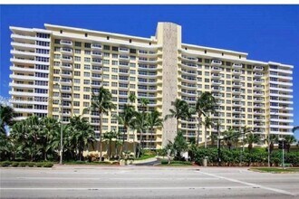 Building Photo - 5600 Collins Ave
