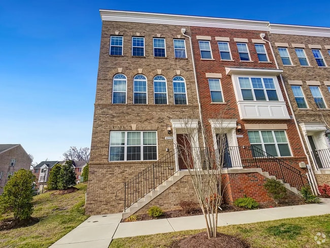 Building Photo - 4777 Cherokee St
