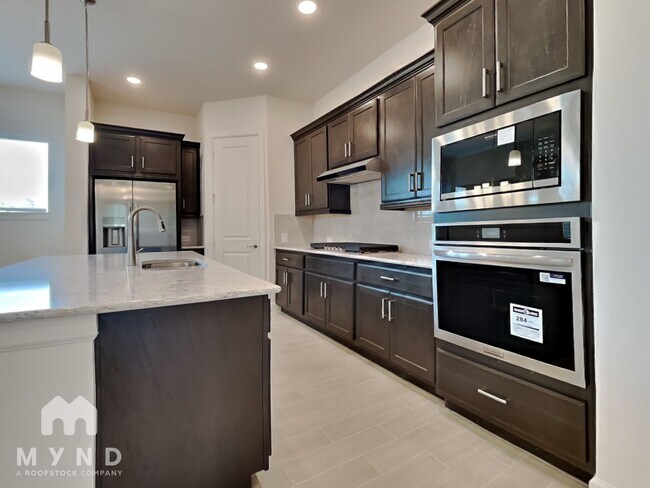 Foto del edificio - 15170 London Gavroche Ln