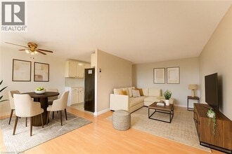 Building Photo - 30 Avalon Pl