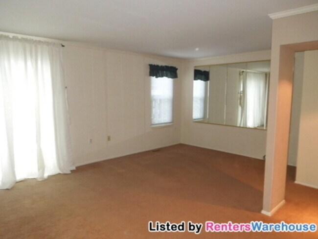 Foto del edificio - 75 Walden Mill Way