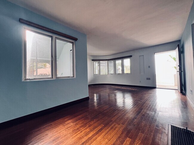 Foto del edificio - 1688 Guy St