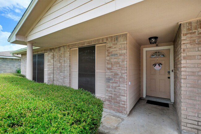 Building Photo - 10314 Paintbrush Ln