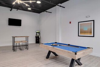 Building Photo - 2400 E Huntingdon St