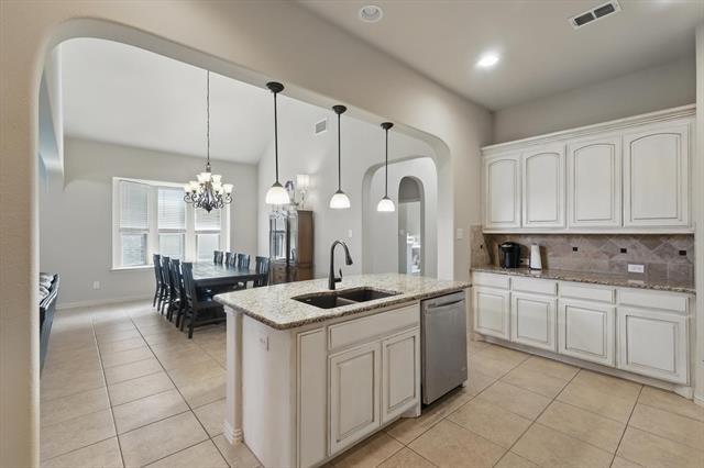 Foto del edificio - 5720 Eagle Mountain Dr