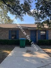 Building Photo - 122 Patton St