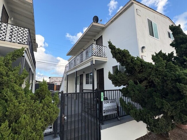 Foto del edificio - 2545 Fairmount Ave