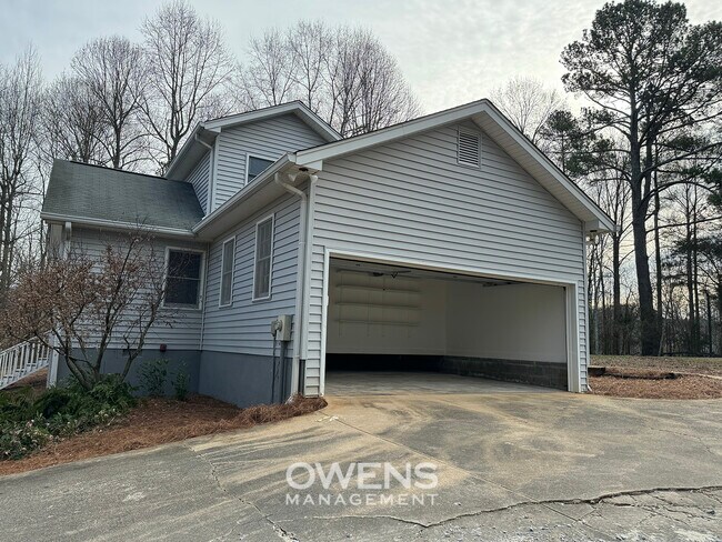Foto del edificio - 5982 Dahlonega Hwy