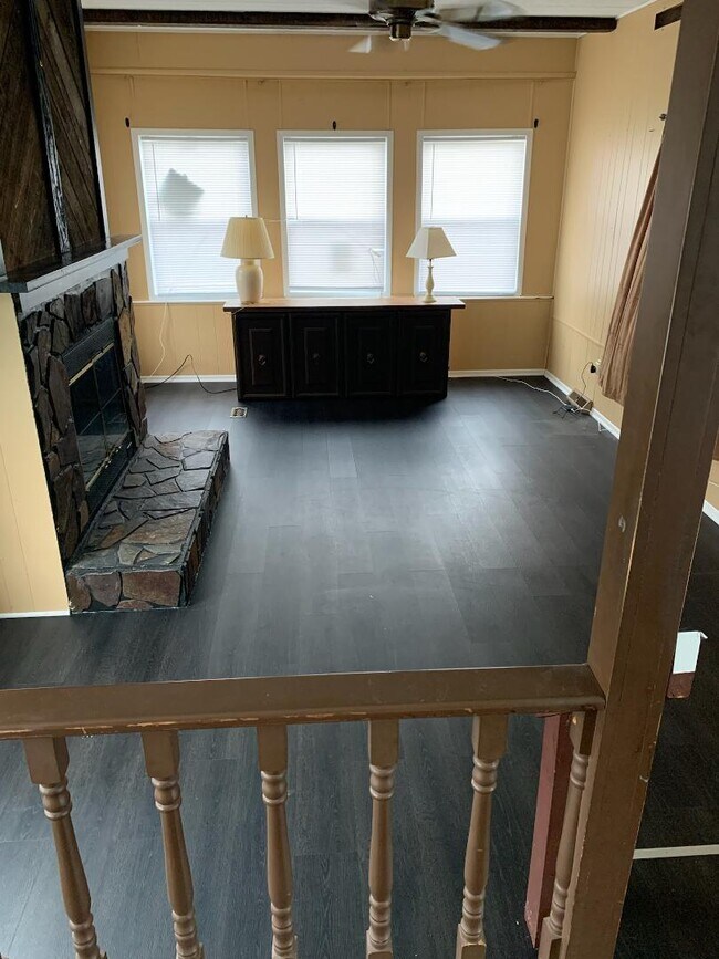 Foto del edificio - 11285 E Pleasant Lake Rd