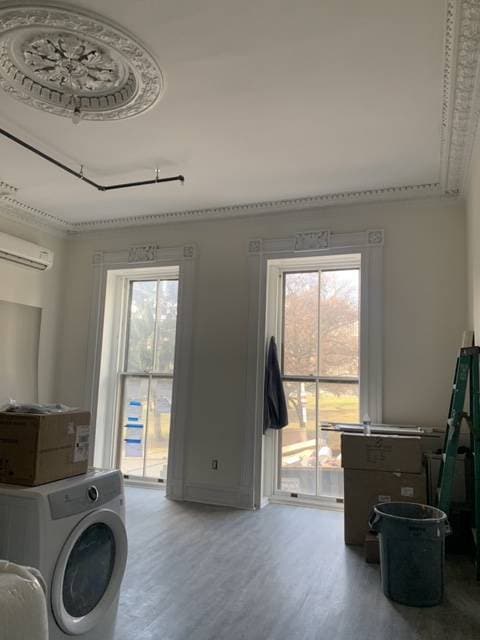 Building Photo - 29 Elk St