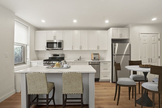1 bdrm Kitchen - Camelot Court Apartments