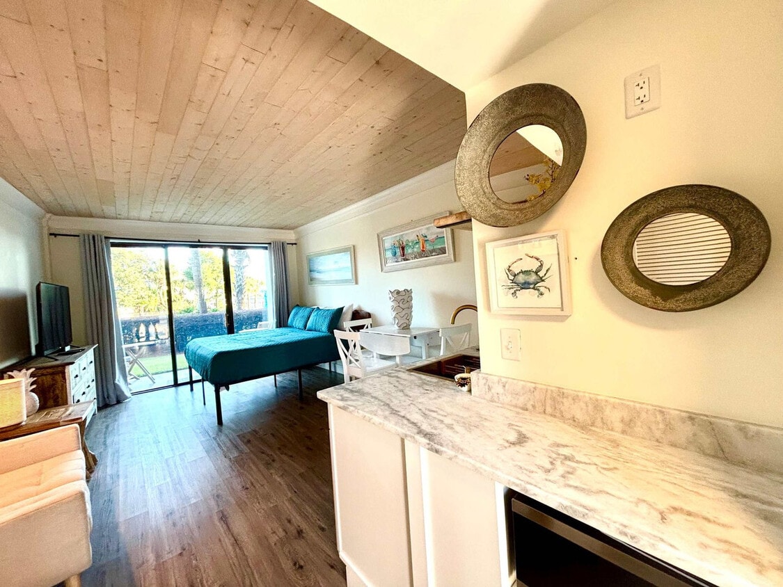 Foto principal - 214 Miracle Strip Pkwy SW