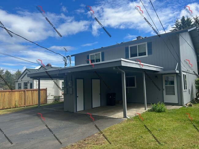 Building Photo - R115