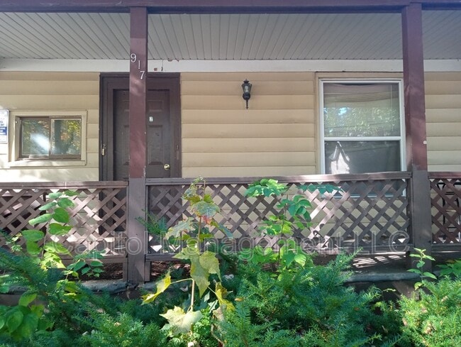 Photo - 917 Seymour Ave Apartment