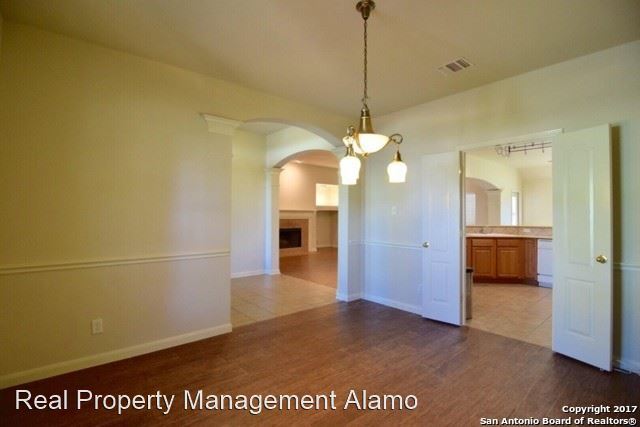Building Photo - 4 br, 3 bath House - 444 Lantana Ridge