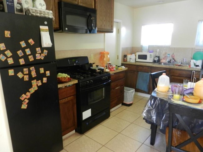 Kitchen - Sanborn Place Apartments