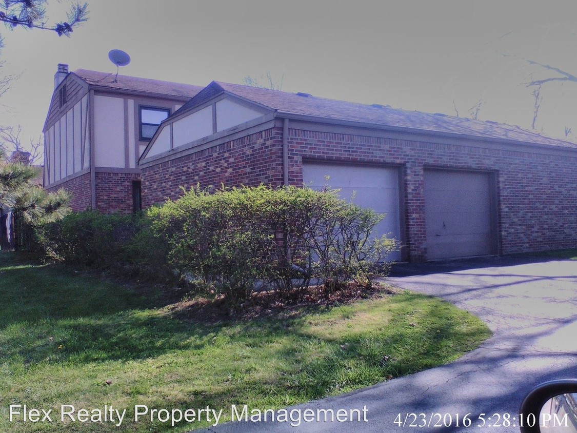 Building Photo - 1224 Hidden Ridge Rd
