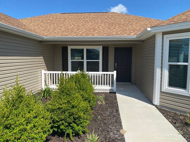 Building Photo - Beautiful Unfurnished 3 bed, 2 bath ANNUAL...