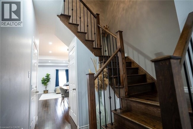 Photo du bâtiment - 9 Hampton Brook Wy