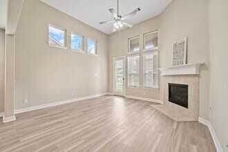 Building Photo - 22523 Birch Ridge Meadow Dr