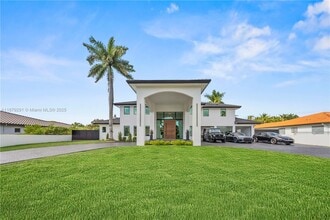 Building Photo - 150 NW 123rd Ave