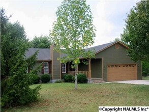 Building Photo - 13001 Virginia Ct