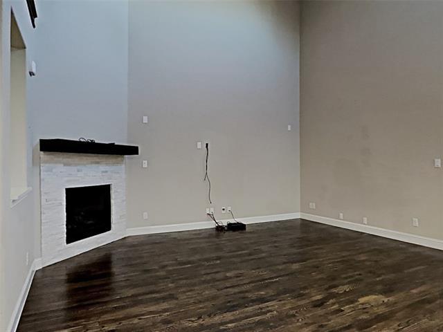 Foto del edificio - 1004 Indian Grass Ln